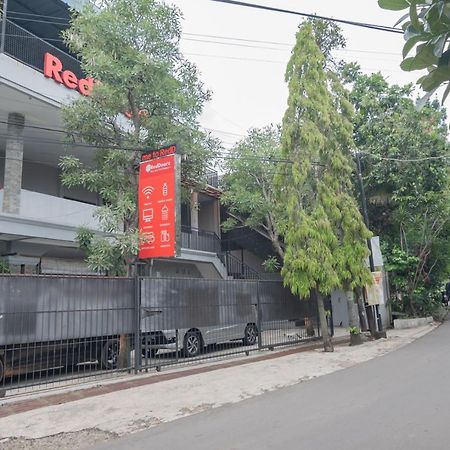 Hotel Reddoorz Near Exit Toll Pasteur 4 Bandung Esterno foto